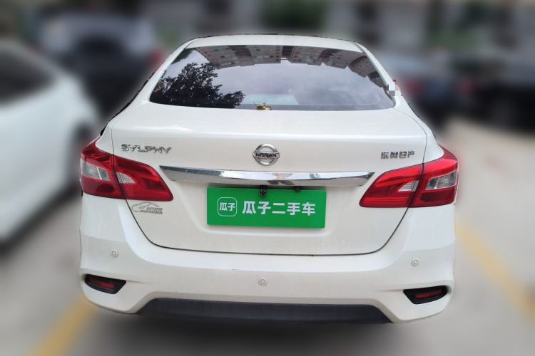 Used Nissan Sylphy 2019 1.6XL Manual Luxury Edition China V Standard Rear