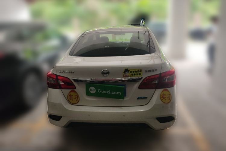 Used Nissan Sylphy 2019 1.6XV CVT Smart Connect Luxury Edition China VI Standard Rear