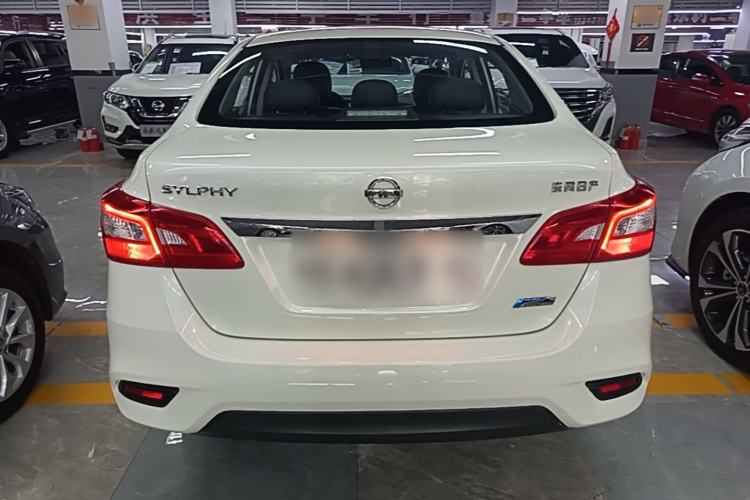Used Nissan Sylphy 2019 1.6XV CVT Smart Connect Luxury Edition China VI Standard Rear