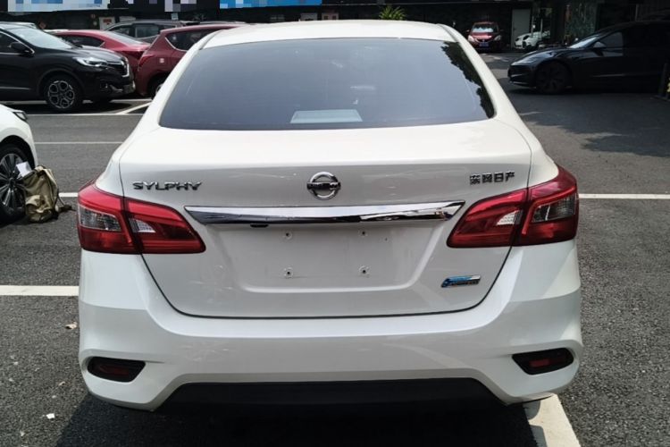 Used Nissan Sylphy 2019 1.6XV CVT Smart Connect Luxury Edition China VI Standard Rear
