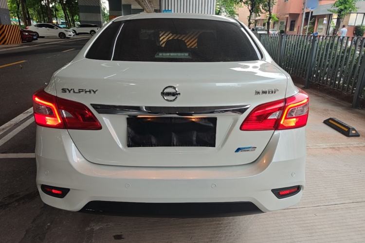 Used Nissan Sylphy 2019 1.6XV CVT Smart Connect Luxury Edition China VI Standard Rear
