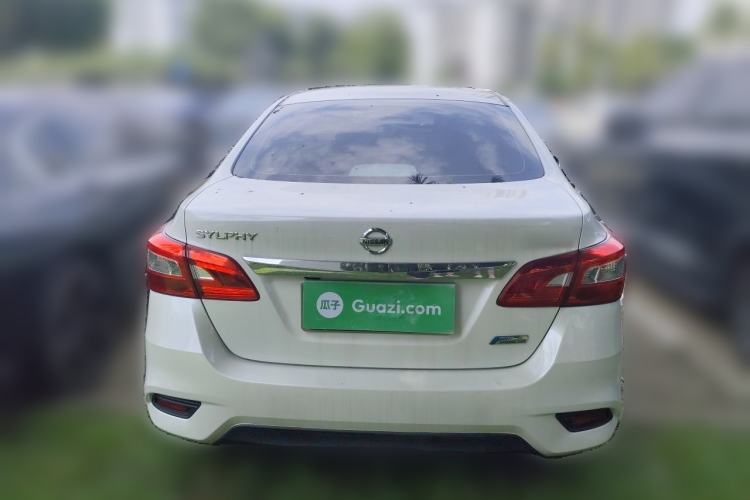 Used Nissan Sylphy 2019 1.6XV CVT Smart Connect Luxury Edition China VI Standard Rear