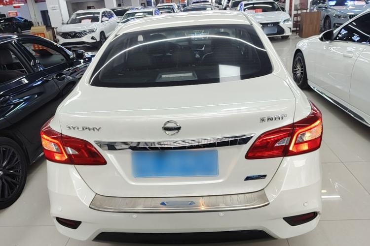 Used Nissan Sylphy 2019 1.6XV CVT Smart Connect Luxury Edition China VI Standard Rear