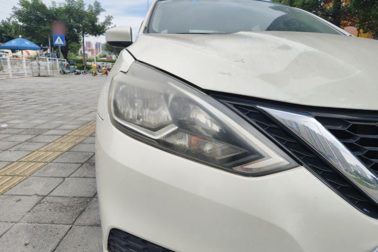 Used Nissan Sylphy 2019 Classic 1.6XL CVT Luxury Edition Right Front Headlight