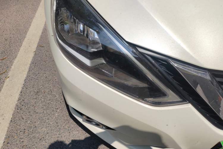 Used Nissan Sylphy 2019 Classic 1.6XL CVT Luxury Edition Right Front Headlight