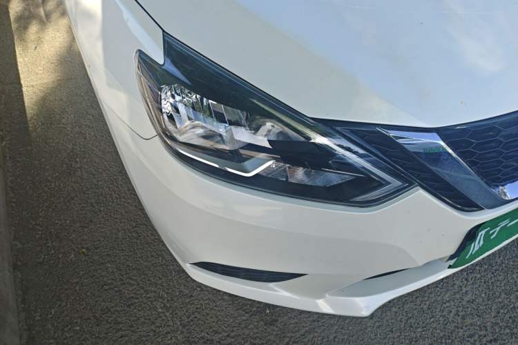 Used Nissan Sylphy 2019 Classic 1.6XE CVT Comfort Edition Right Front Headlight