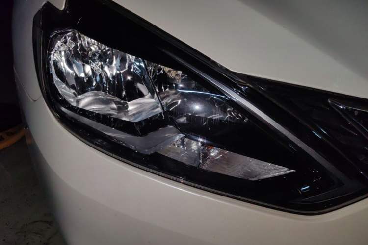 Used Nissan Sylphy 2019 Classic 1.6XE CVT Comfort Edition Right Front Headlight