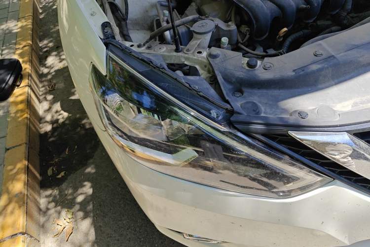 Used Nissan Sylphy 2019 Classic 1.6XL CVT Luxury Edition Right Front Headlight