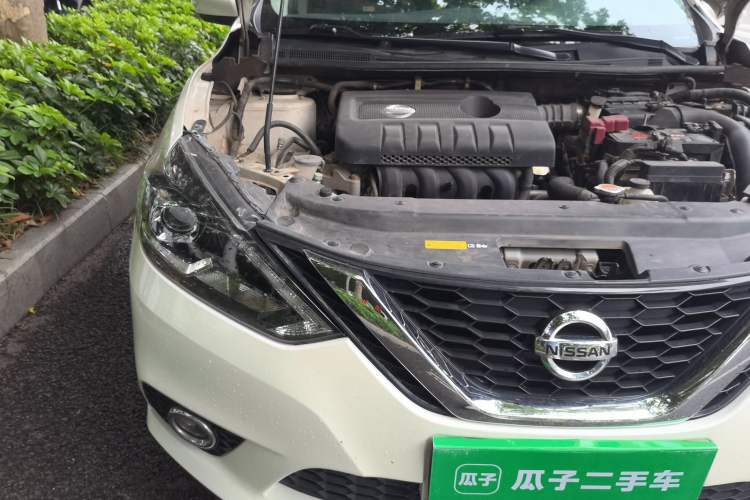 Used Nissan Sylphy 2019 1.6XV CVT Smart Connect Luxury Edition China V Standard Right Front Headlight