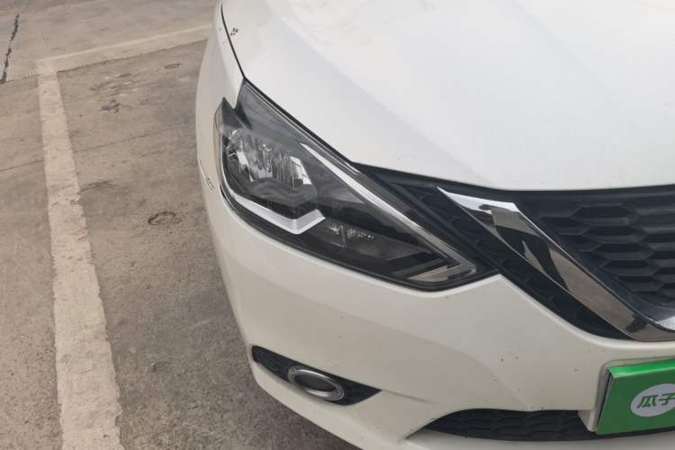 Used Nissan Sylphy 2019 Classic 1.6XL CVT Luxury Edition Right Front Headlight