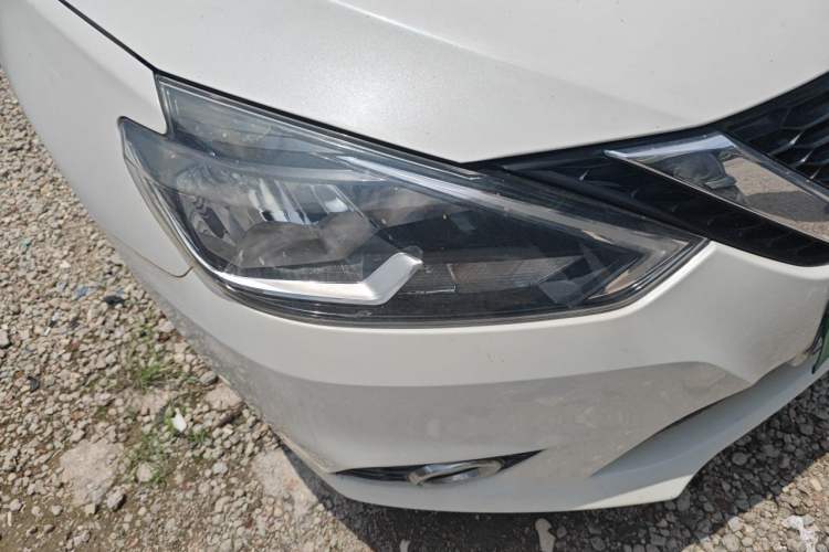 Used Nissan Sylphy 2019 Classic 1.6XL CVT Luxury Edition Right Front Headlight