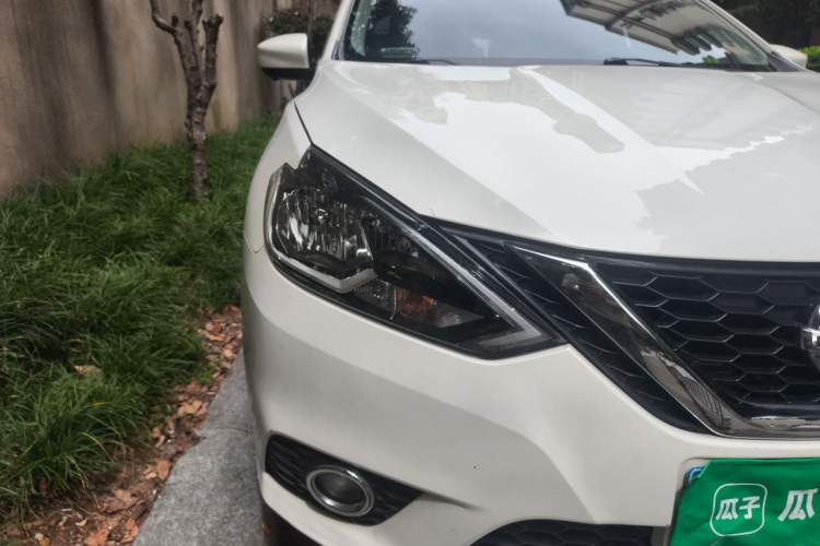 Used Nissan Sylphy 2019 Classic 1.6XL CVT Luxury Edition Right Front Headlight