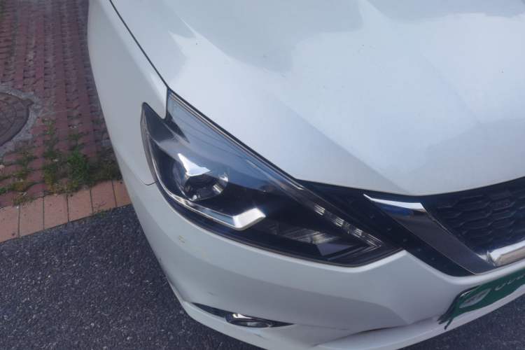 Used Nissan Sylphy 2019 1.6XV CVT Smart Connect Luxury Edition China VI Standard Right Front Headlight