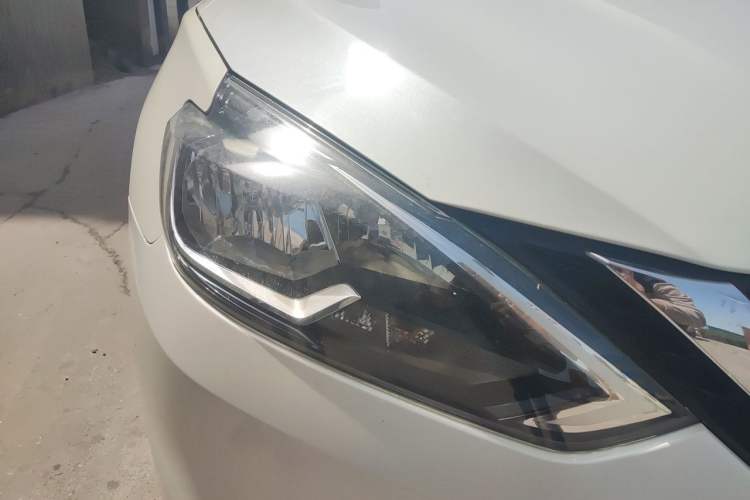 Used Nissan Sylphy 2019 Classic 1.6XL CVT Luxury Edition Right Front Headlight