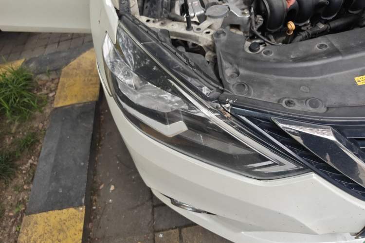 Used Nissan Sylphy 2019 Classic 1.6XL CVT Luxury Edition Right Front Headlight