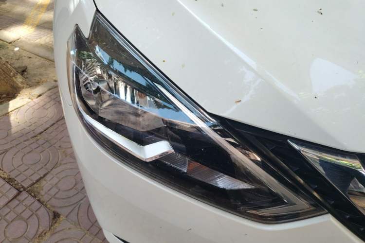 Used Nissan Sylphy 2019 Classic 1.6XL CVT Luxury Edition Right Front Headlight