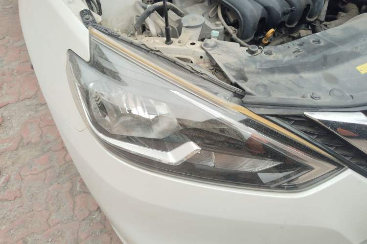 Used Nissan Sylphy 2019 Classic 1.6XL CVT Luxury Edition Right Front Headlight