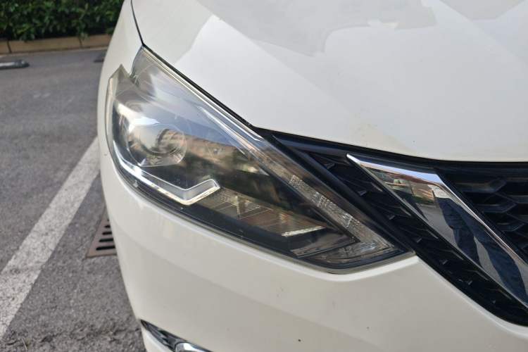 Used Nissan Sylphy 2019 Classic 1.6XL CVT Luxury Edition Right Front Headlight