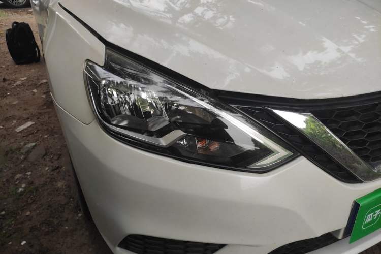 Used Nissan Sylphy 2019 Classic 1.6XE CVT Comfort Edition Right Front Headlight