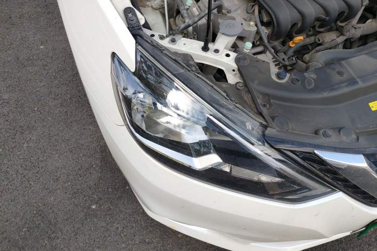 Used Nissan Sylphy 2019 Classic 1.6XE CVT Comfort Edition Right Front Headlight