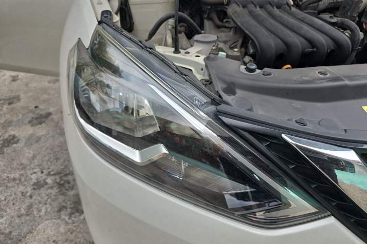 Used Nissan Sylphy 2019 Classic 1.6XL CVT Luxury Edition Right Front Headlight