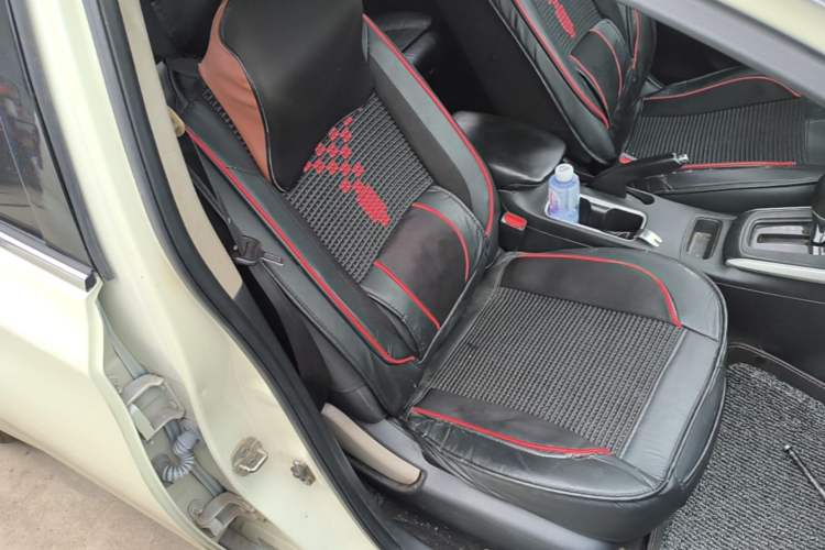 Used Nissan Sylphy 2019 Classic 1.6XE CVT Comfort Edition Right Front Seat