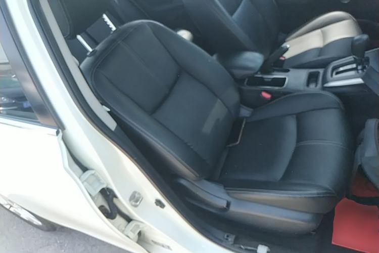 Used Nissan Sylphy 2019 Classic 1.6XE CVT Comfort Edition Right Front Seat