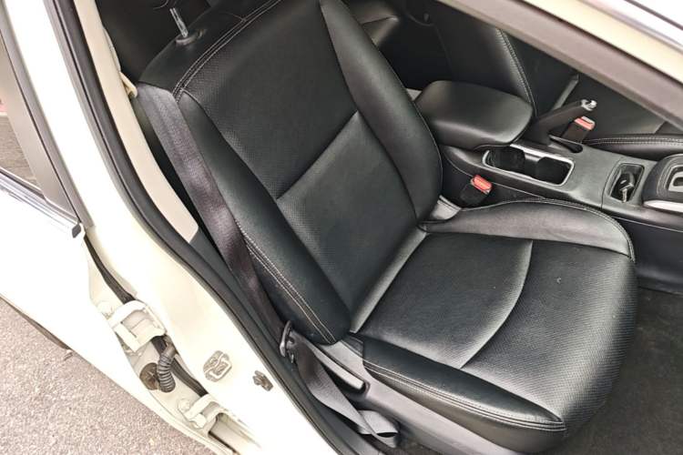 Used Nissan Sylphy 2019 Classic 1.6XE CVT Comfort Edition Right Front Seat