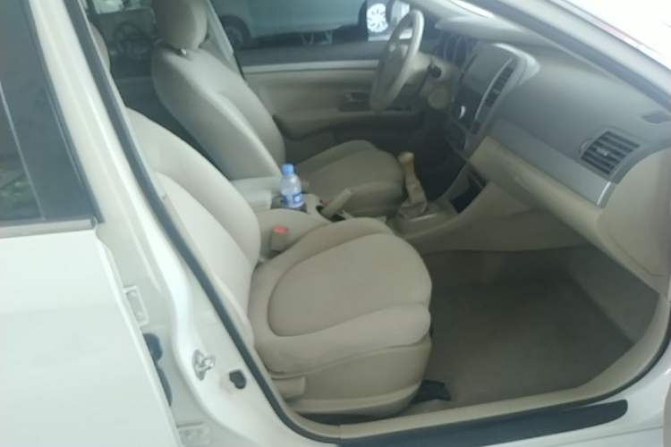 Used Nissan Sylphy 2019 Classic 1.6XE+ Manual SmartConnect Leading Edition Right Front Seat