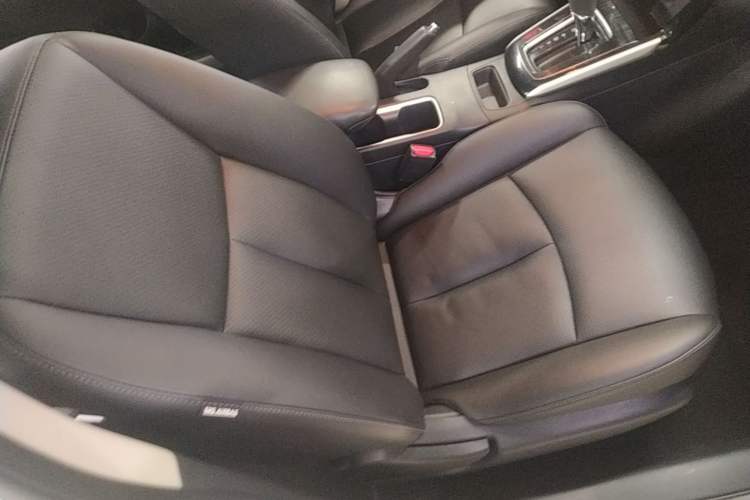 Used Nissan Sylphy 2019 Classic 1.6XL CVT Luxury Edition Right Front Seat