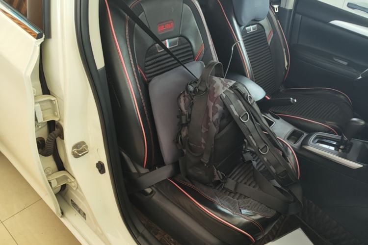 Used Nissan Sylphy 2019 Classic 1.6XE CVT Comfort Edition Right Front Seat