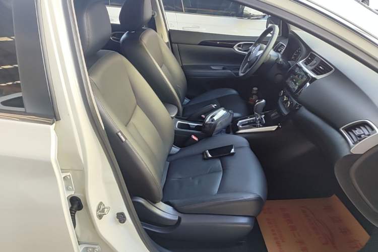 Used Nissan Sylphy 2019 1.6XV CVT Smart Connect Luxury Edition China VI Standard Right Front Seat