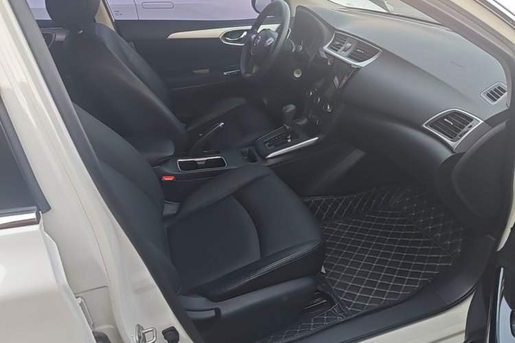 Used Nissan Sylphy 2019 Classic 1.6XE CVT Comfort Edition Right Front Seat
