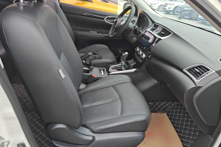 Used Nissan Sylphy 2019 1.6XV CVT Smart Connect Luxury Edition China VI Standard Right Front Seat