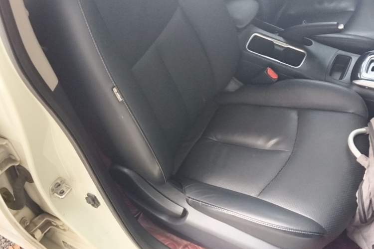 Used Nissan Sylphy 2019 1.6XV CVT Smart Connect Luxury Edition China VI Standard Right Front Seat