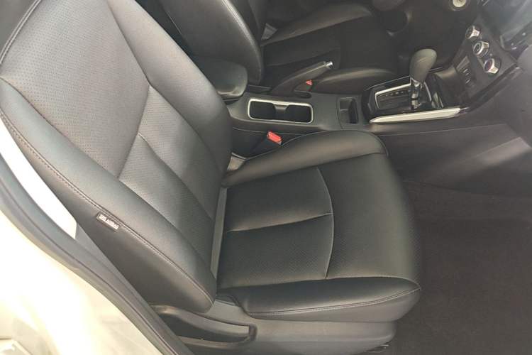 Used Nissan Sylphy 2019 Classic 1.6XL CVT Luxury Edition Right Front Seat