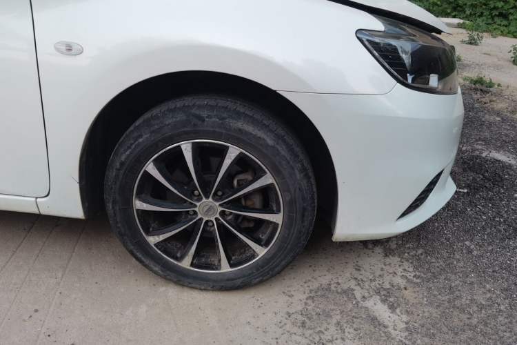 Used Nissan Sylphy 2019 Classic 1.6XE CVT Comfort Edition Right Front Wheel Hub