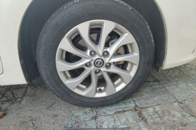 Used Nissan Sylphy 2019 1.6XV CVT Smart Connect Luxury Edition China VI Standard Right Front Wheel Hub
