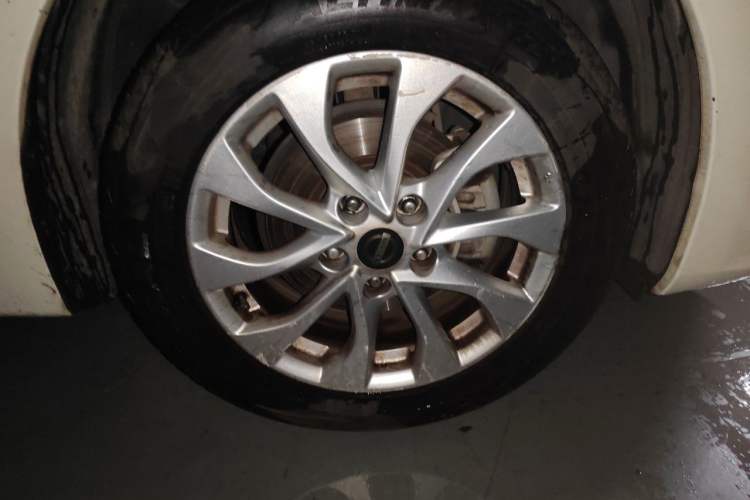 Used Nissan Sylphy 2019 1.6XE CVT Comfort Edition China VI Standard Right Front Wheel Hub