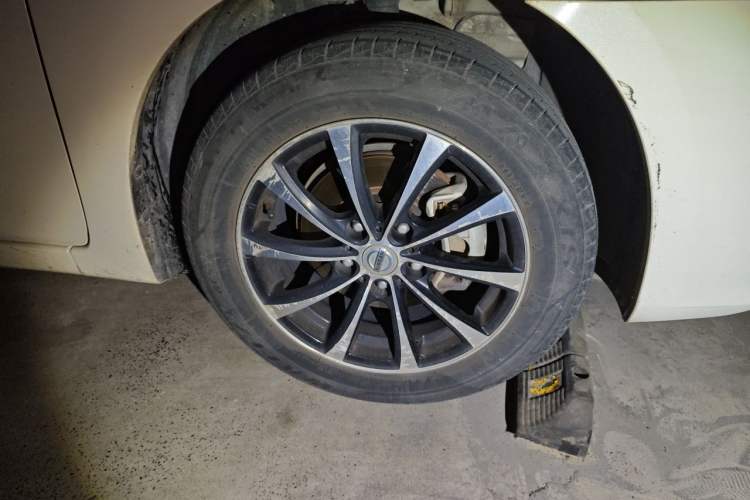 Used Nissan Sylphy 2019 Classic 1.6XE CVT Comfort Edition Right Front Wheel Hub