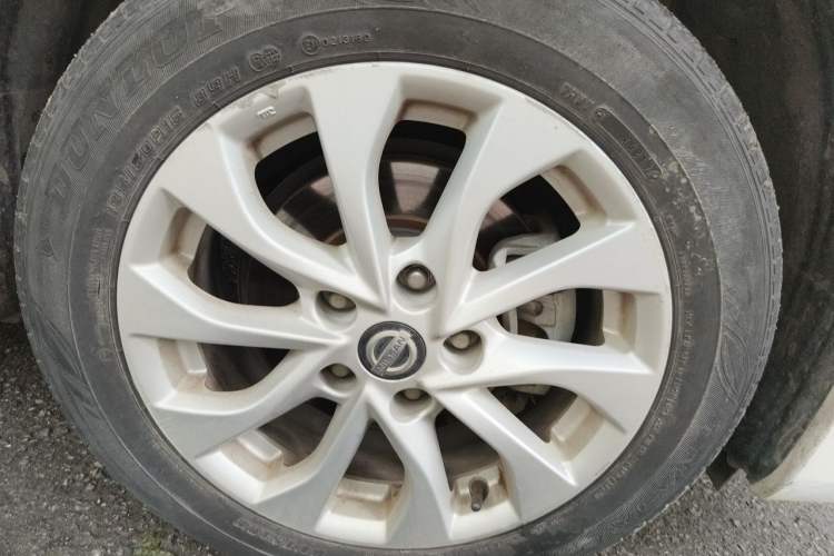 Used Nissan Sylphy 2019 1.6XV CVT Smart Connect Luxury Edition China VI Standard Right Front Wheel Hub