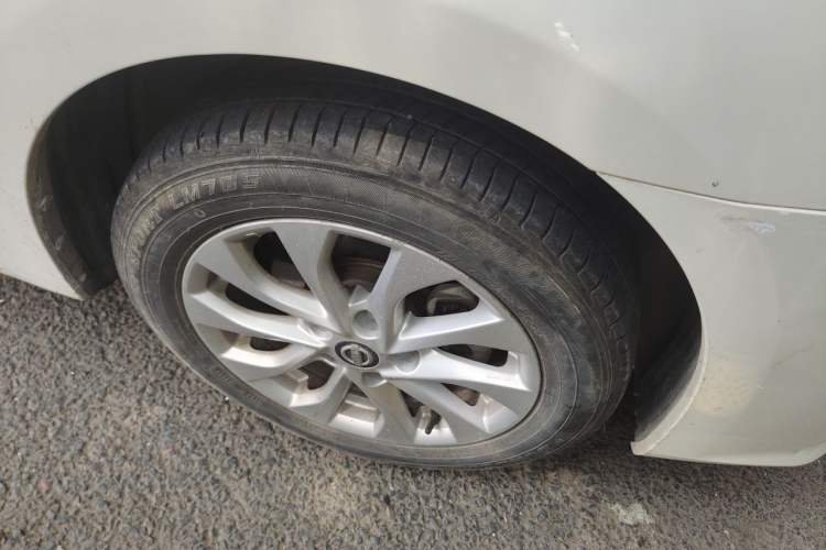 Used Nissan Sylphy 2019 1.6XV CVT Smart Connect Luxury Edition China VI Standard Right Front Wheel Hub