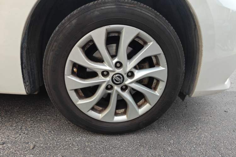 Used Nissan Sylphy 2019 1.6XV CVT Smart Connect Luxury Edition China VI Standard Right Front Wheel Hub