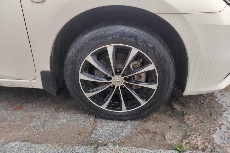 Used Nissan Sylphy 2019 Classic 1.6XE CVT Comfort Edition Right Front Wheel Hub