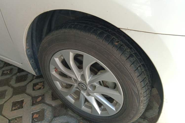 Used Nissan Sylphy 2019 1.6XV CVT Smart Connect Luxury Edition China VI Standard Right Front Wheel Hub