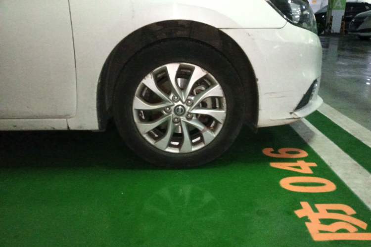 Used Nissan Sylphy 2019 1.6XV CVT Smart Connect Luxury Edition China VI Standard Right Front Wheel Hub