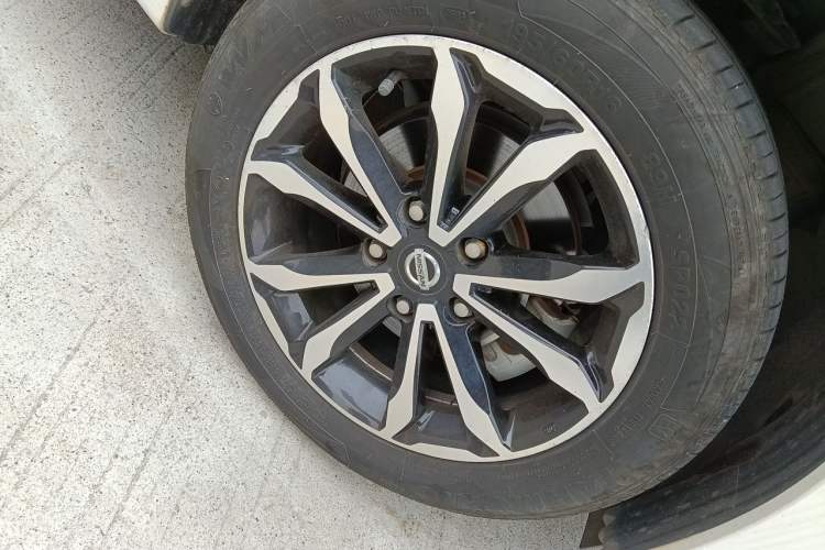 Used Nissan Sylphy 2019 Classic 1.6XE CVT Comfort Edition Right Front Wheel Hub