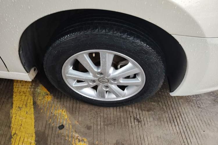 Used Nissan Sylphy 2019 Classic 1.6XE+ CVT SmartConnect Leading Edition Right Front Wheel Hub