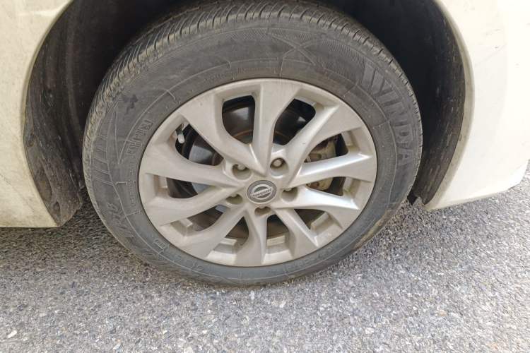 Used Nissan Sylphy 2019 1.6XV CVT Smart Connect Luxury Edition China V Standard Right Front Wheel Hub