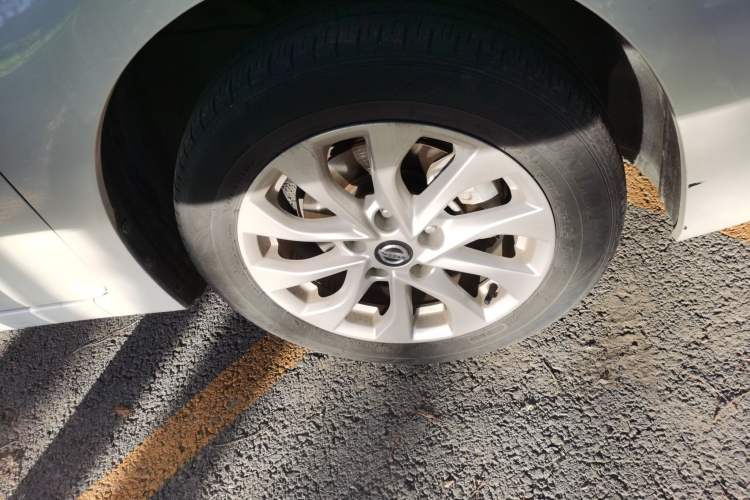 Used Nissan Sylphy 2019 Classic 1.6XL CVT Luxury Edition Right Front Wheel Hub